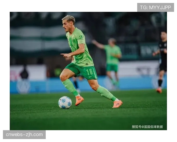 拜仁慕尼黑训练课曝光：针对弗赖堡的定位球，演练区域结合盯人的混合防守方案